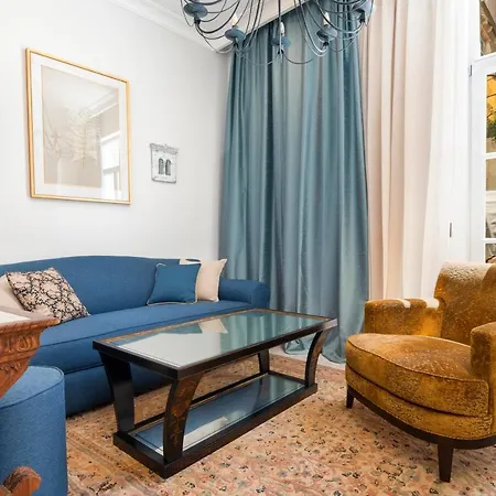 Riva Marina Hvar מלון 4*