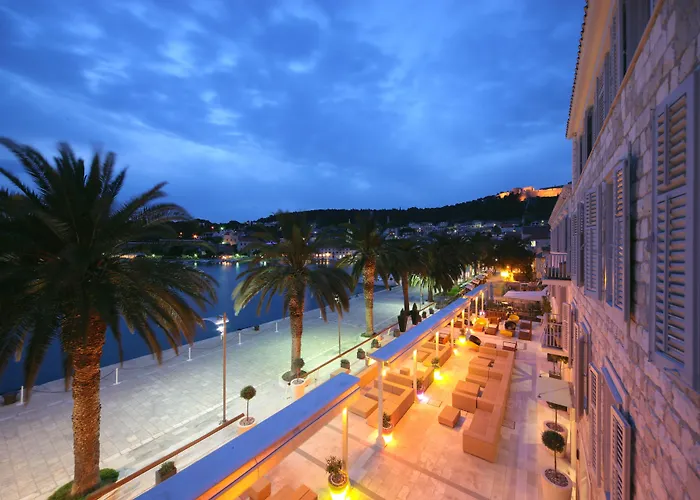 Riva Marina Hvar Hvar Town