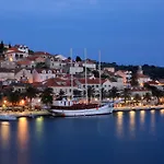 Riva Marina Hvar Otel