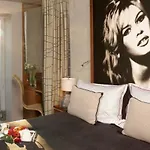 Riva Marina Hvar Otel 4*