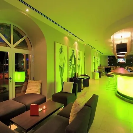 Riva Marina Hvar Готель