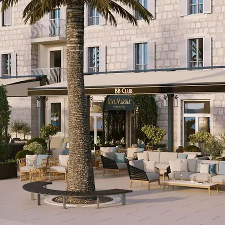 Готель Riva Marina Hvar