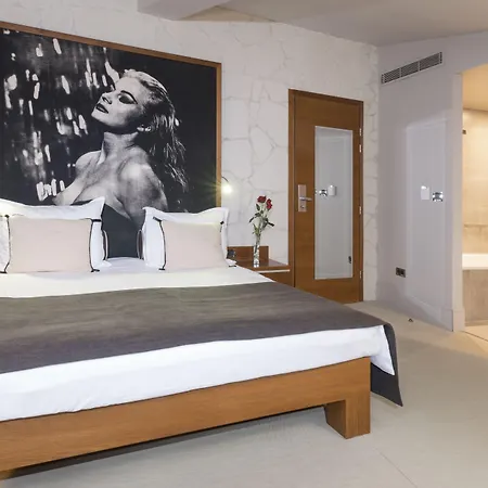 Riva Marina Hvar Готель