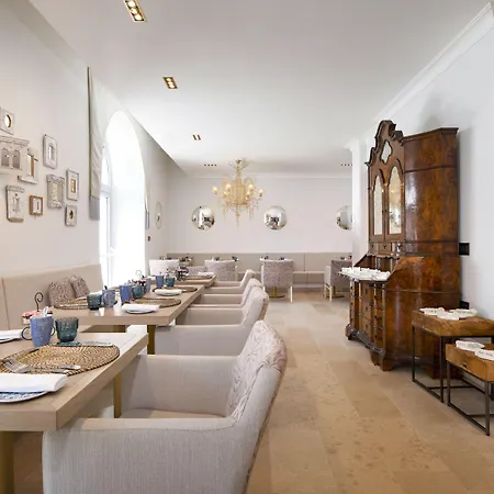 Riva Marina Hvar 4* Хвар