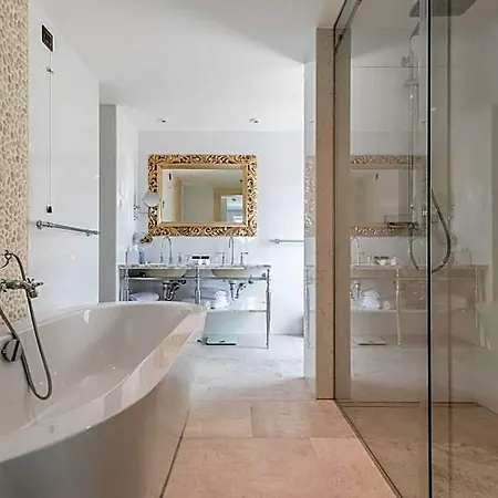 Riva Marina Hvar 4*