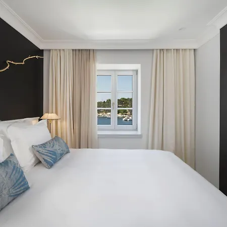 Riva Marina Hvar Hotel 4*