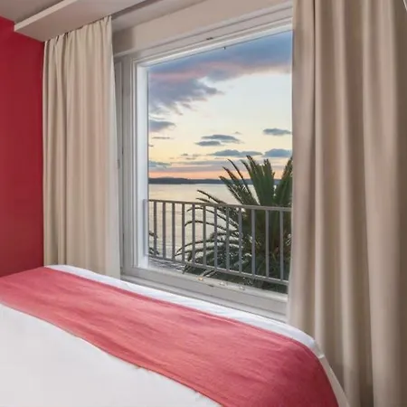 Riva Marina Hvar 4*