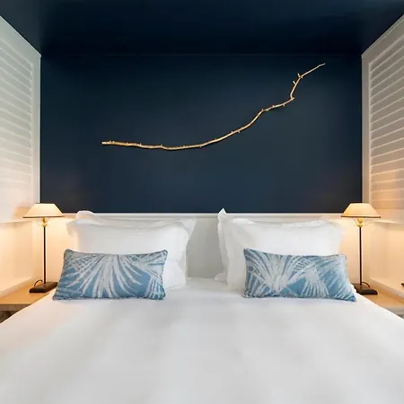 호텔 Riva Marina Hvar 4*