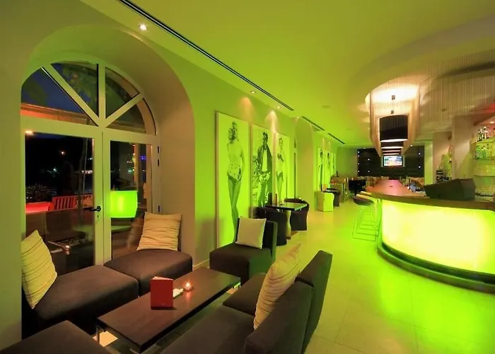 Riva Marina Hvar Otel