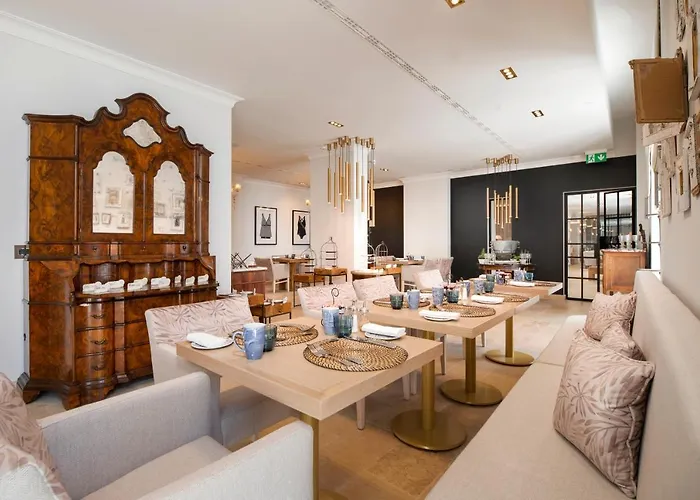 Otel Riva Marina Hvar 4*