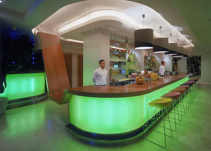 Riva Marina Hvar Otel